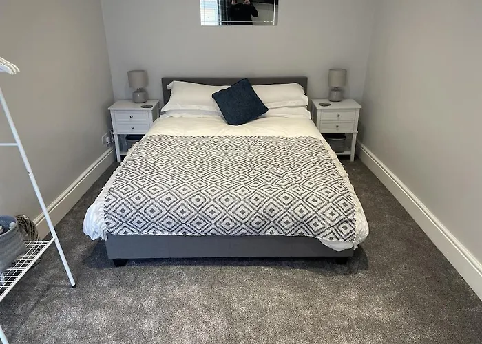 Quirky Cottage In The Centre Of Penrith With A Hot Tub