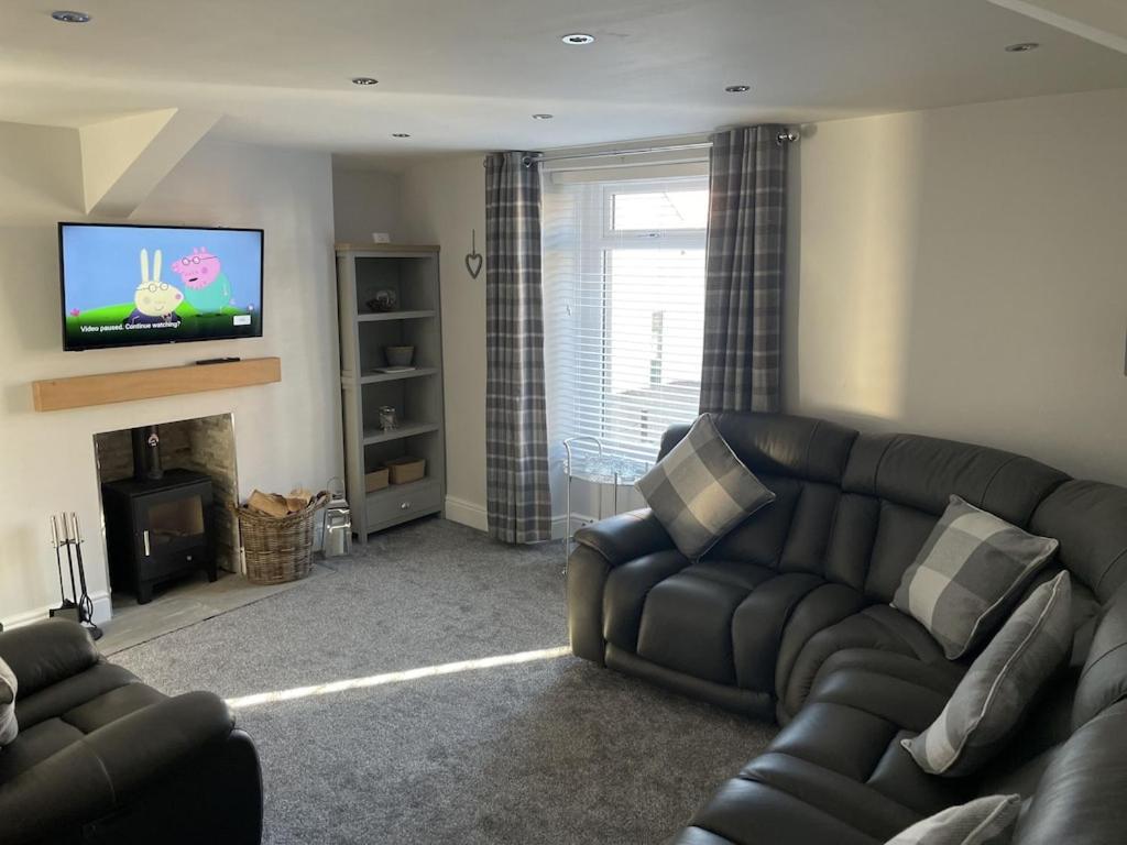 Quirky In The Centre Of With A Hot Tub *
